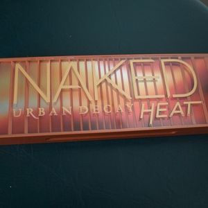 NAKED Urban Decay Heat Palette